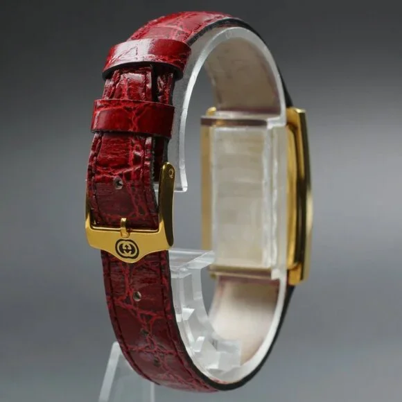 GUCCI 2600L Red Dial Gold Plated Quartz Ladies Watch From